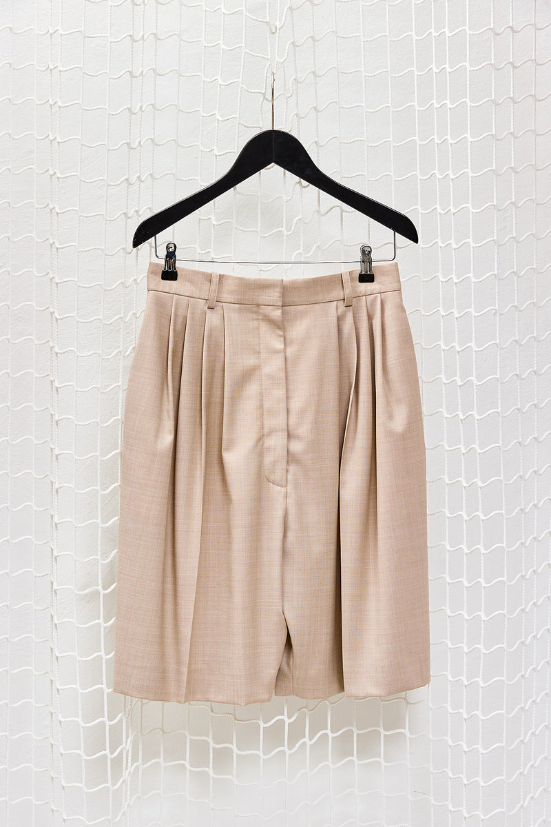 Pleated Beige Bermuda